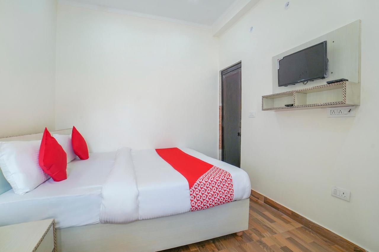 Oyo 67163 Anantham Residency Hotel Narendra Nagar Exterior photo